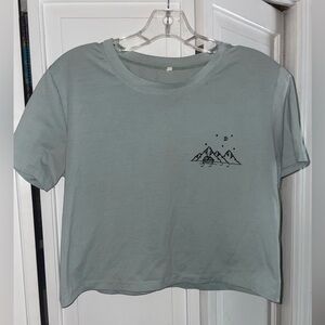 Cute cropped t-shirt!